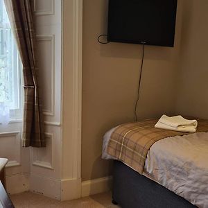Single Room Private Bathroom